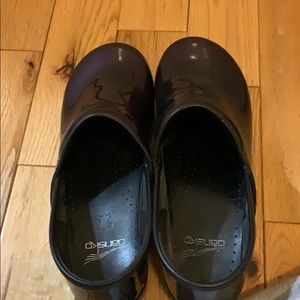 Purple size 40 Danskos